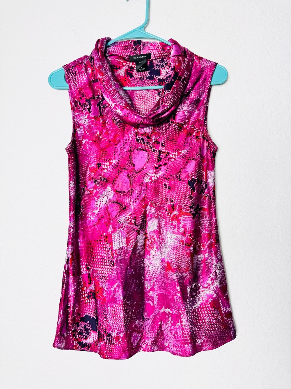 Natori 100% Silk Top Size Small Pink Python Snake Print Sleeveless Satin